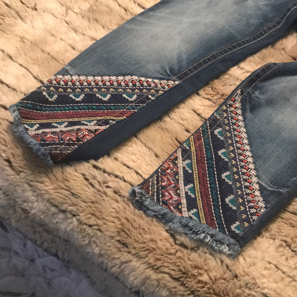 👍Miss Me size 30/27 cute love  them